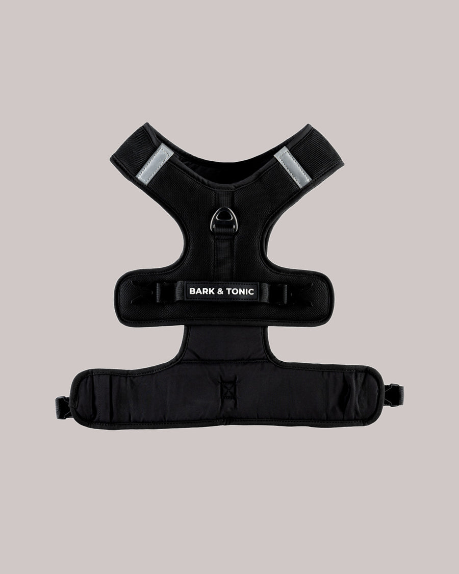 Bark & Tonic Signature cooling dog harness in Old Fashioned (black)